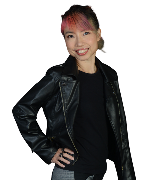 Evelyn Zoe Tian, known as Elza
